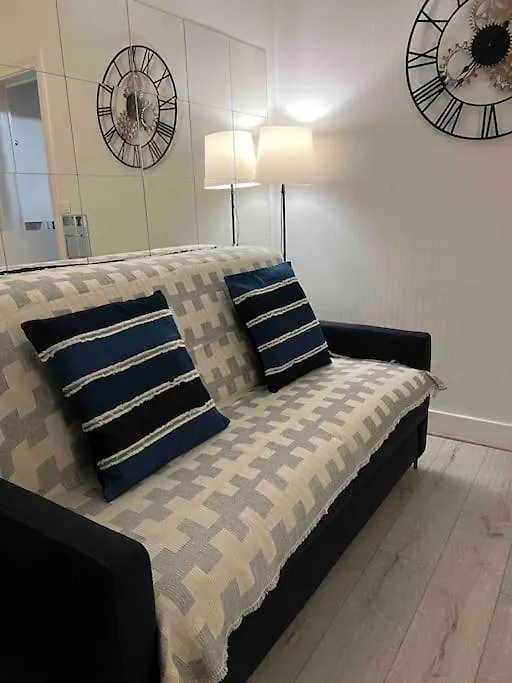 Appartement T2 Cosy Et Lumineux Au Coeur De Paris12 Paris