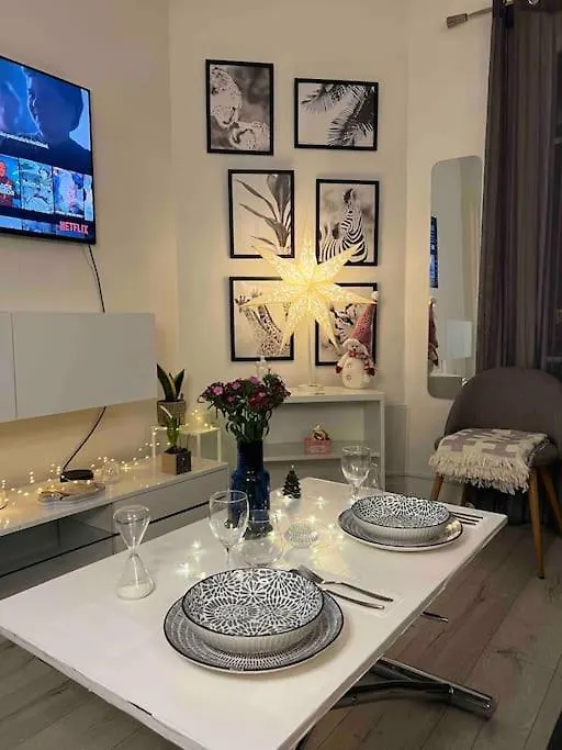 Appartement T2 Cosy Et Lumineux Au Coeur De Paris12 0*, パリ フランス