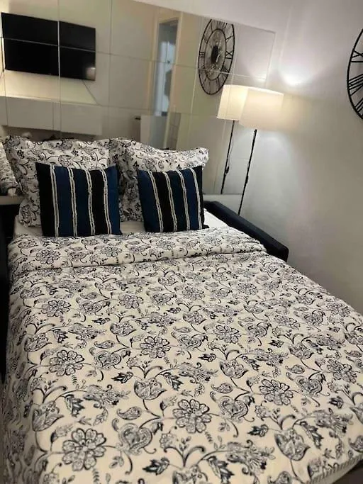 Appartement T2 Cosy Et Lumineux Au Coeur De Paris12 0*, パリ フランス