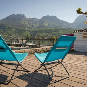 https://la-baie-des-voiles.hotels-rhonealpes.com